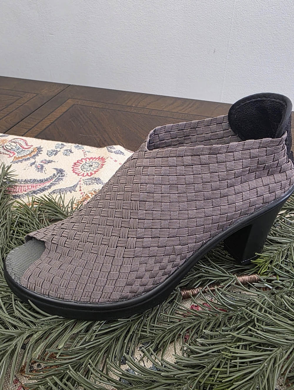 bernie mev. Women's Claire Open-Toe Bootie in Smoke